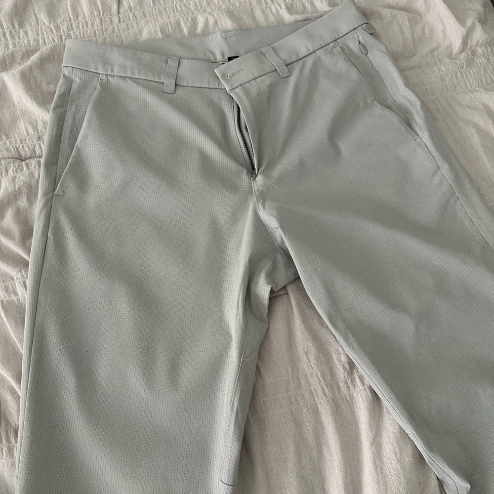 Lululemon Commission Woven Air pants. 32x32